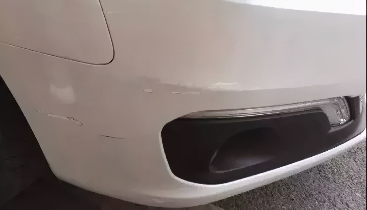 车漆被蹭了修复得多久,车漆蹭了一丢丢有没有必要修