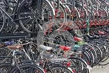 荷兰人骑的自行车 (荷兰最爱的自行车)