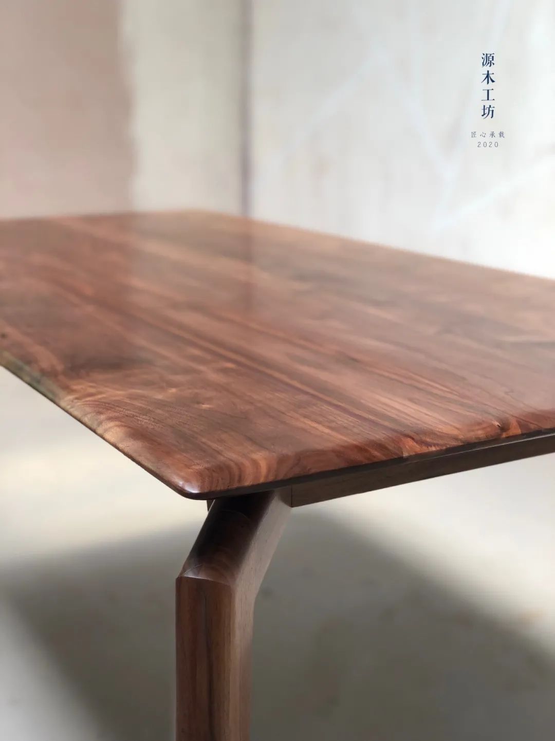 一块板一张桌,一张板折叠餐桌