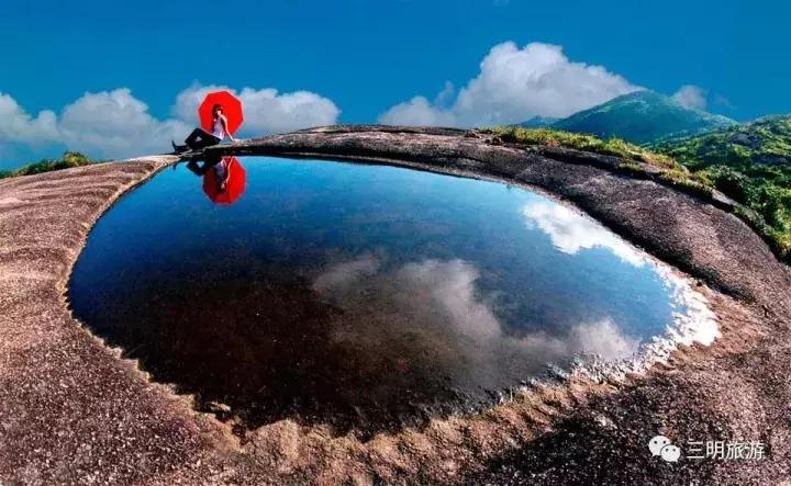 红叶热情似火,金铙胜景如画在醉美的季节遇见你!