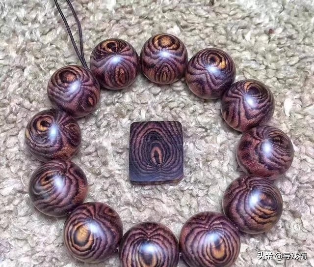 男子山上砍拐杖高价卖,男子花千元买根木头