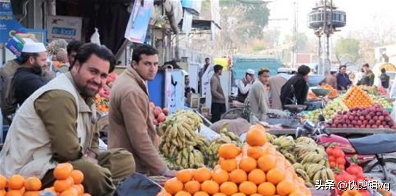 中国承包巴铁万吨水果,又和菲律宾签订2.7亿大单,越南坐不住了