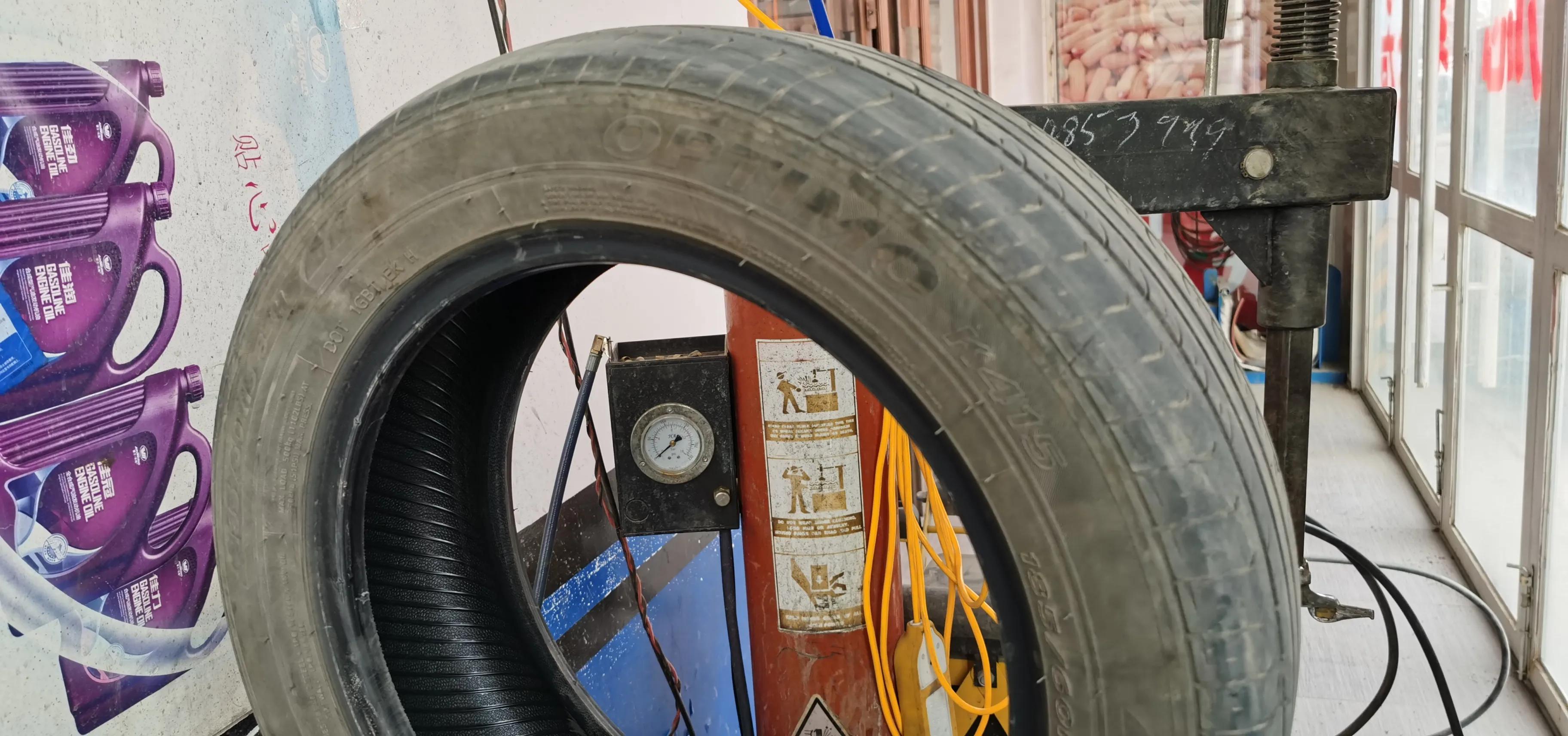 京东购买轮胎一年时间表面裂缝严重，客服要求邮寄厂家技术鉴定