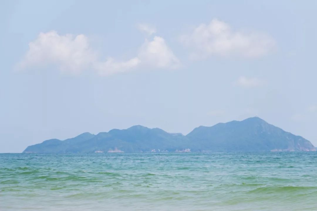 深圳少见的“十里银滩”，美到无边