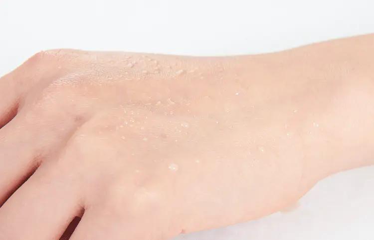 19春夏九款网红防晒喷雾全测评,好用不粘腻的防晒喷雾推荐