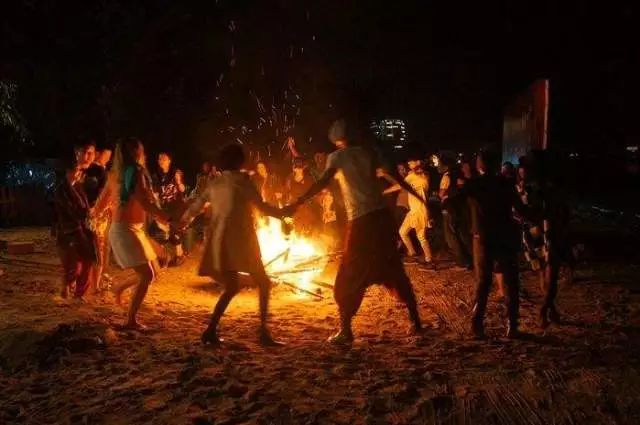 惠州双月湾君廷度假酒店★海景房+双人早晚餐+网红泳池