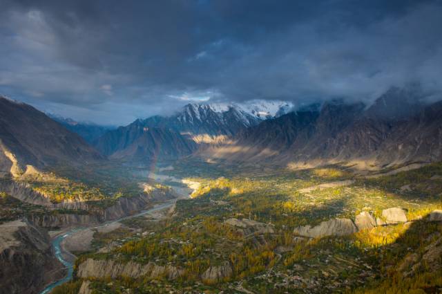 巴铁首条中国公路,震撼全球的中国公路