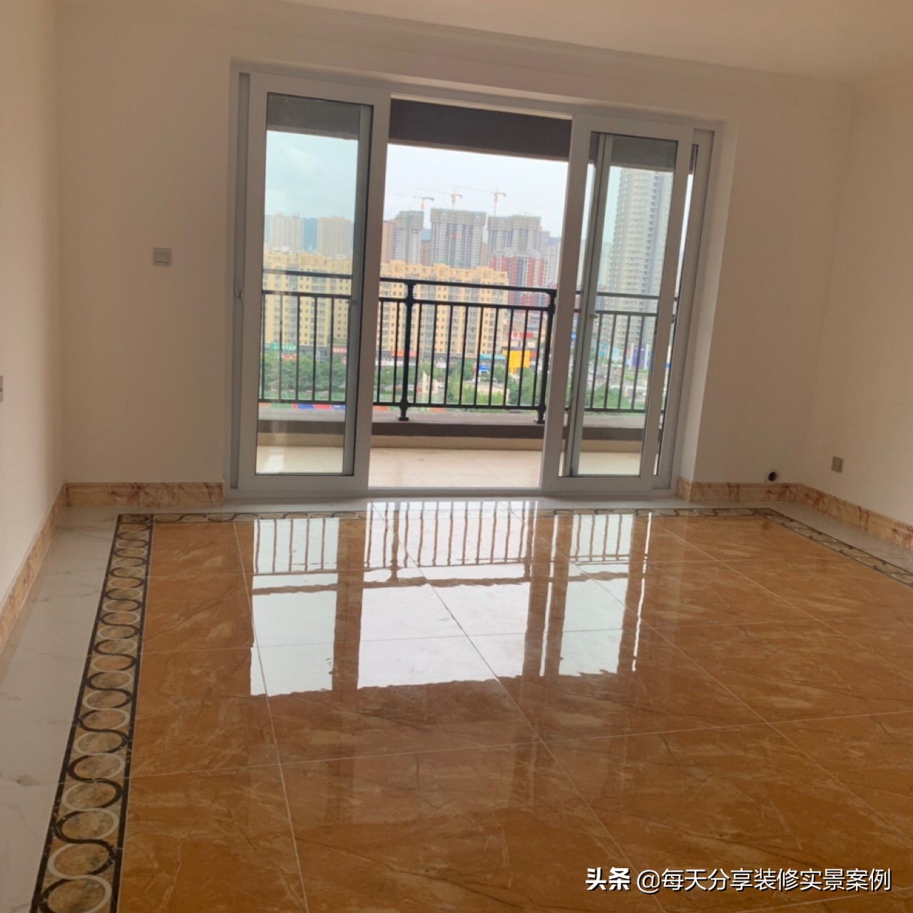 买房选择新开发商好还是中介好,要买房选天津还是西安