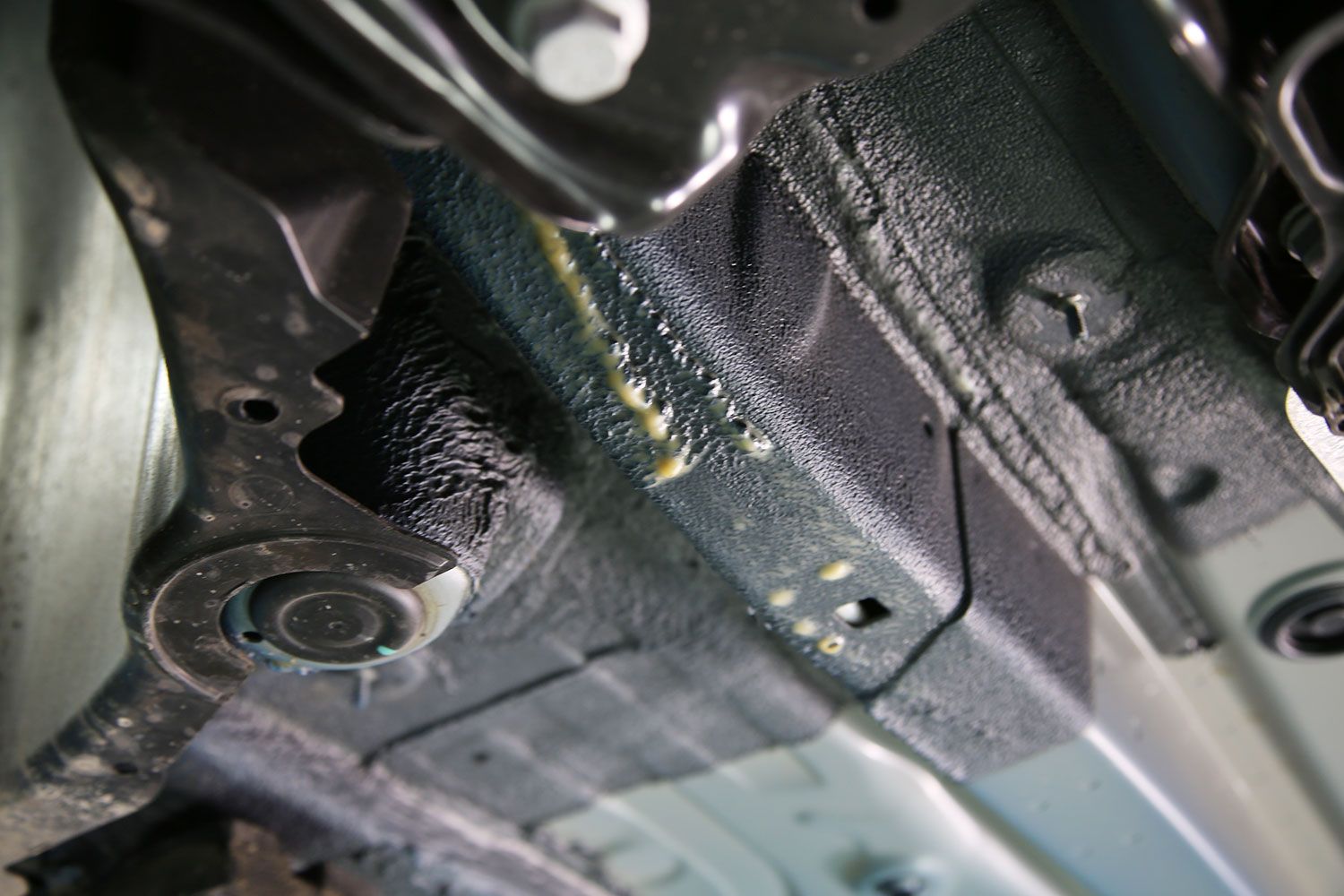 探岳380四驱底盘视频讲解,大众id4底盘质感和探岳比较