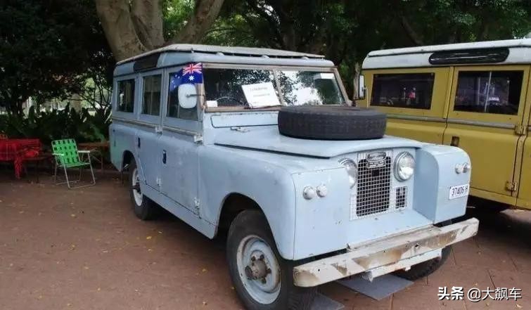 后备箱放备胎地方在哪呢,后备箱下面除了备胎还有什么