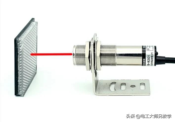 光电开关种类图片大全,光电开关型号怎么区分npn还是pnp