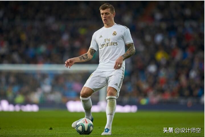 按照足球交易指数高低从欧冠16强中选出的最佳11人，画面很美