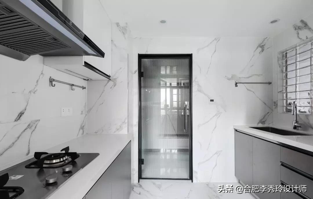 踢脚线太丑又厚,踢脚线很丑怎么办