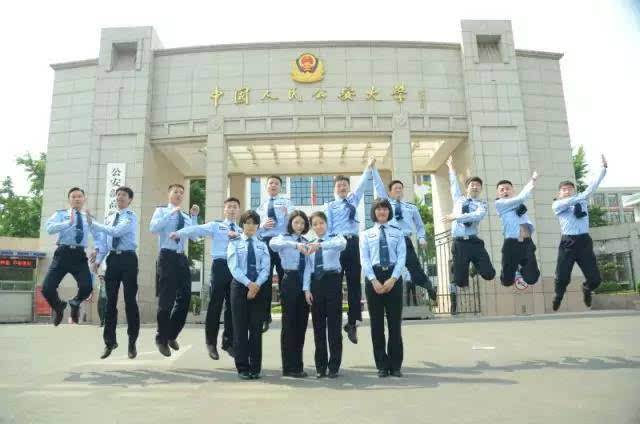 大学毕业还有铁饭碗？这些大学考上就不愁工作，网友：悔不当初