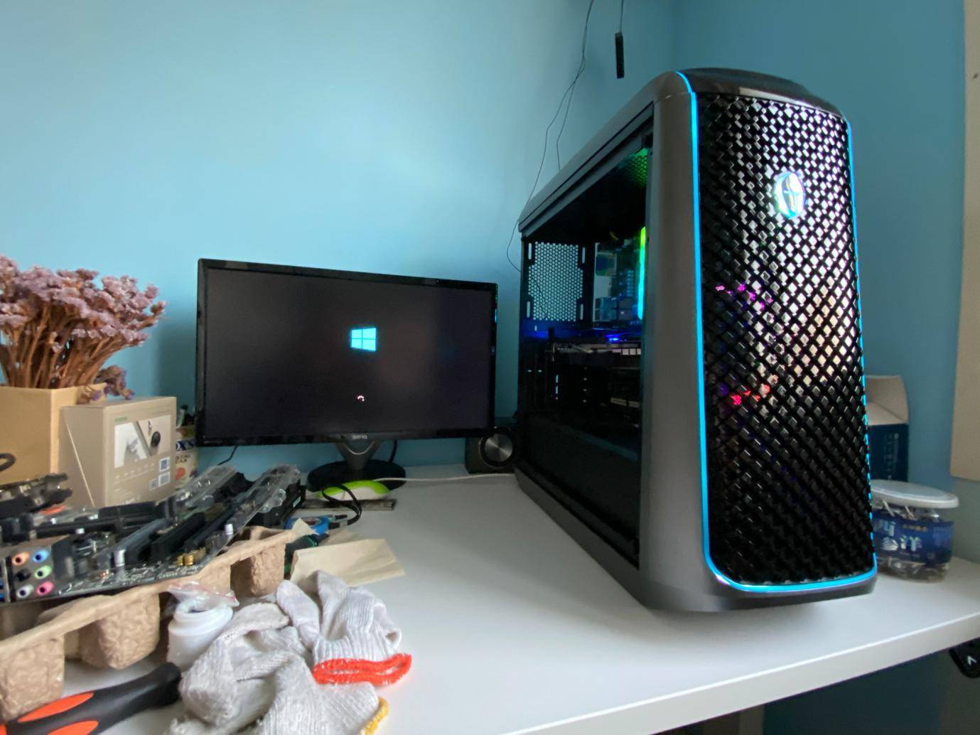 换cpu和主板电脑里的东西还有吗,电脑系统是装在主板还是cpu上