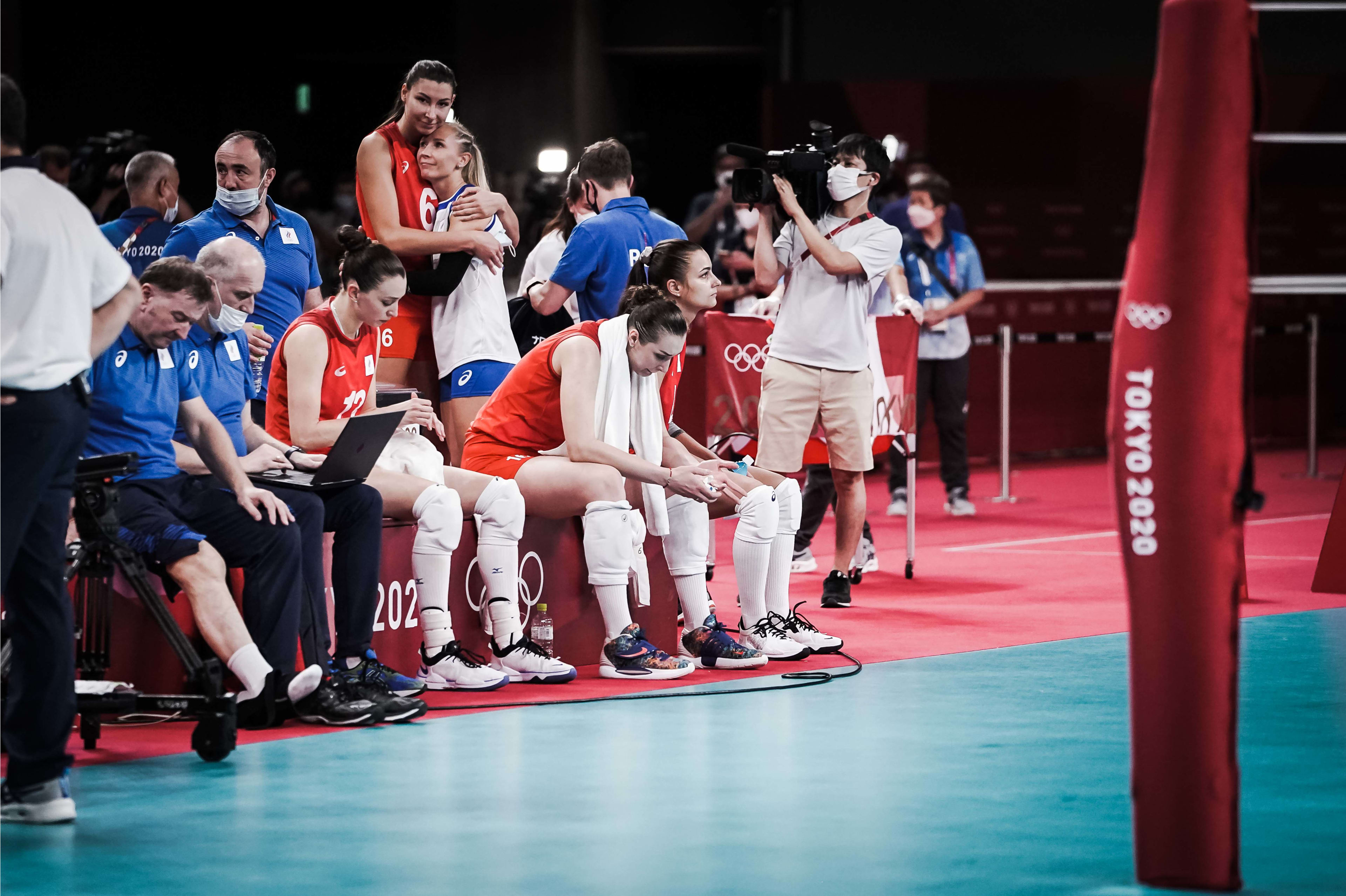 连续四届奥运无缘四强，俄罗斯女排世界冠军炮轰主帅，称其零贡献