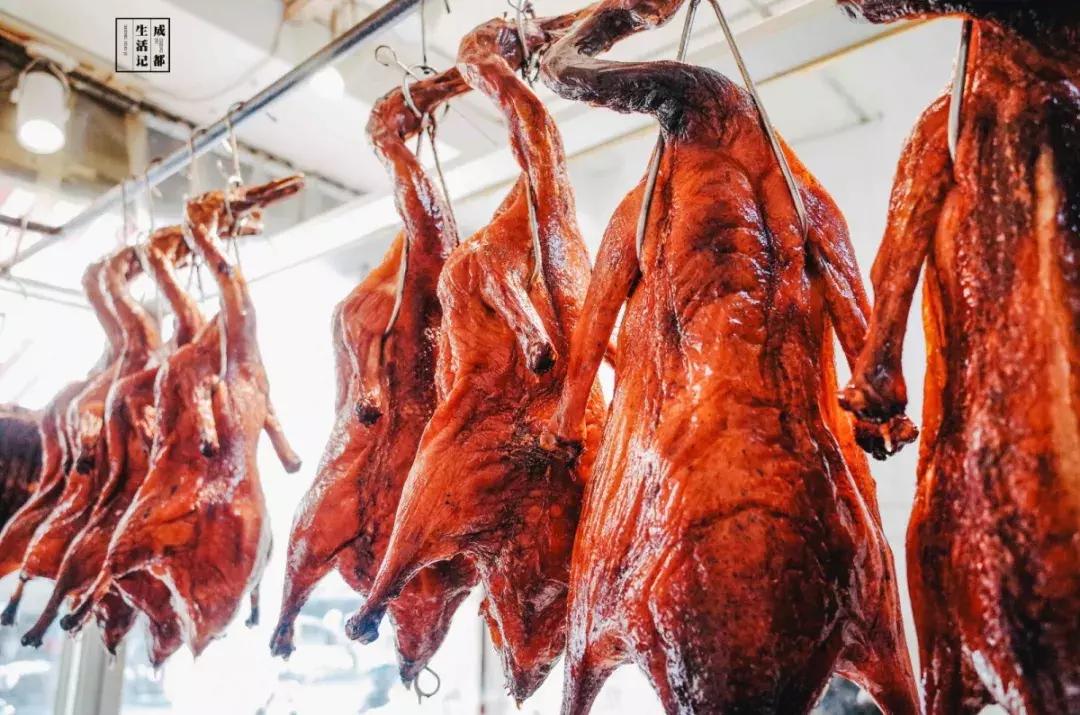 荷花池美食批发市场,荷花池美食街在哪里