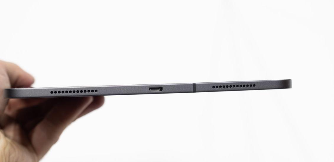 对比：号称女人笔记本的SurfacePro与平板鼻祖iPad，如何选？