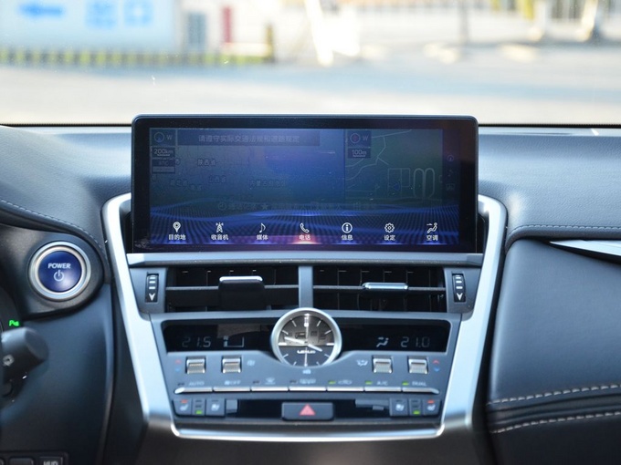 雷克萨斯nx300碰撞测试视频,雷克萨斯nx竞争对手