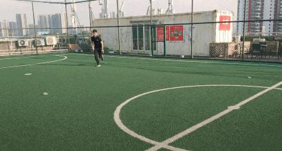 足球黑科技神器,国外足球智能敏捷训练器