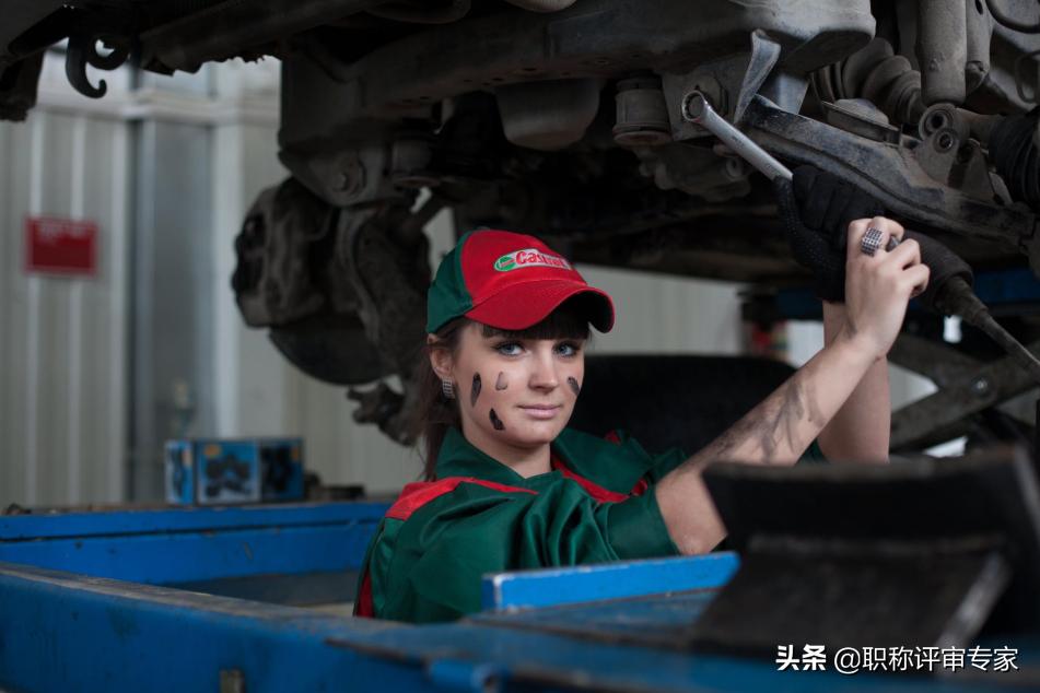 女生适合做项目助理吗,女生从事工程哪个岗位比较好