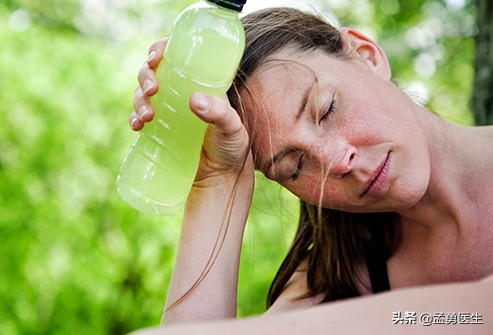 天气热医生科普视频,天气太热了医生提醒