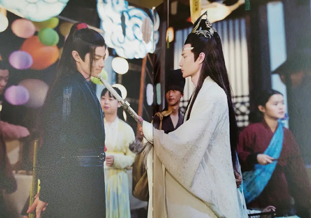 南唱泰见神奇影子，“冰冷的恨意”喜添新成员，粉丝：蓝大又是你