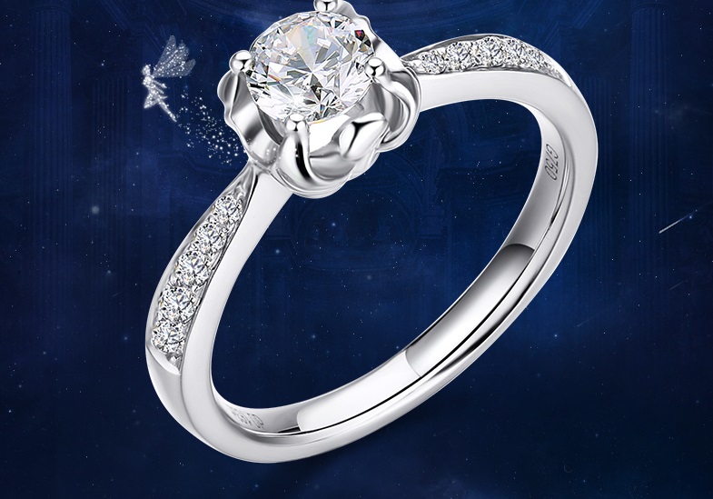 挚爱见证的钻戒，指间玫瑰永不凋零