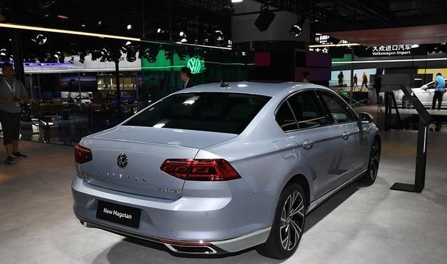 非豪华品牌中级车,不想买大众化的b级车