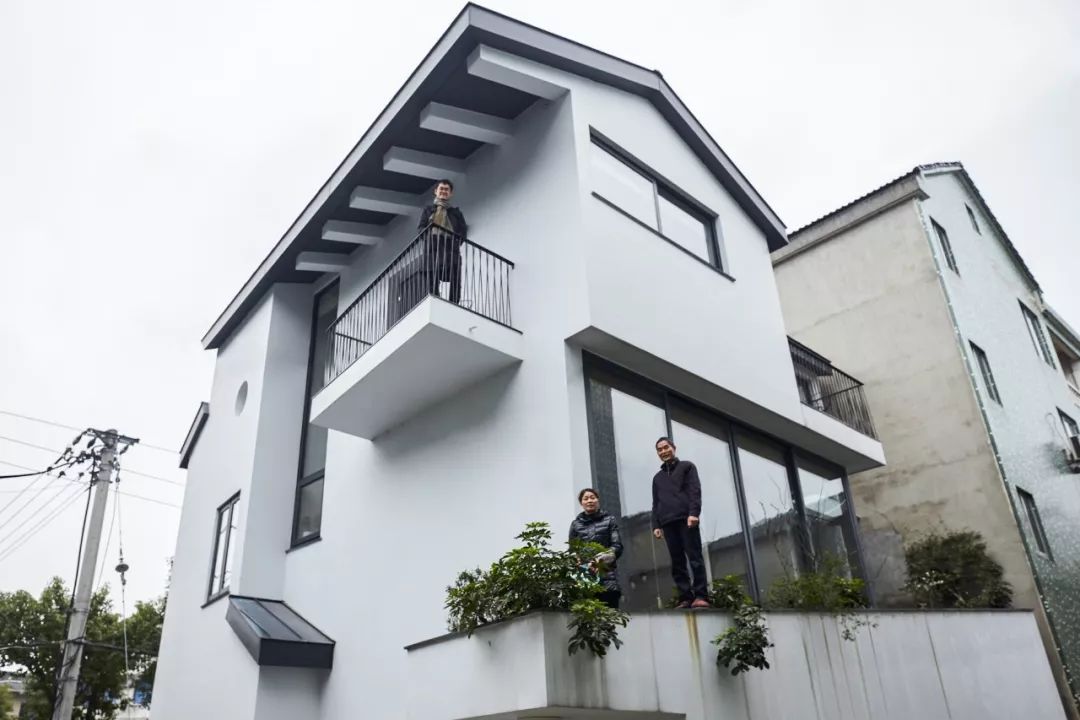 清华状元建筑师回乡,90后清华状元回乡造房