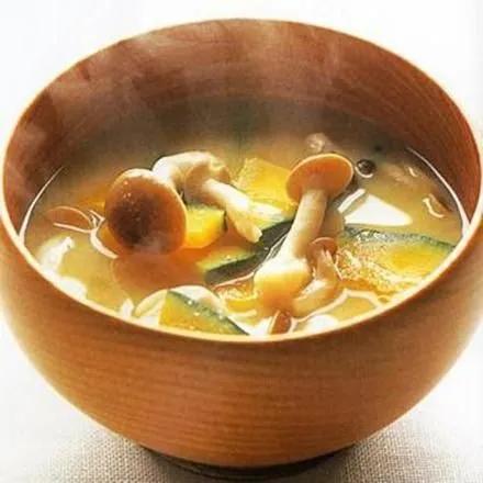 闲话味噌汁丨一碗一乾坤，满载眷恋故乡的温情！