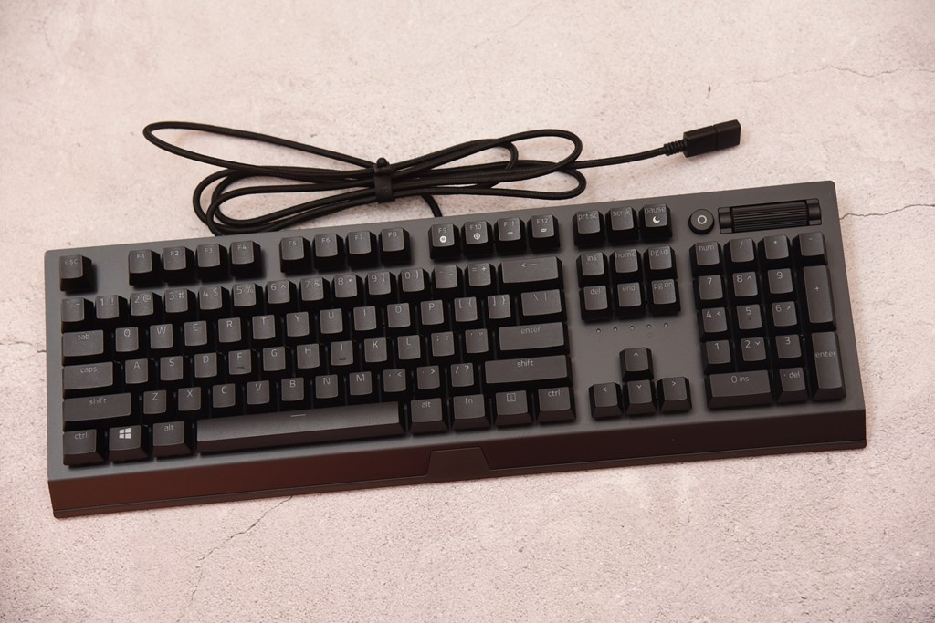 雷蛇黑寡妇v3黄轴键盘测评,雷蛇黑寡妇蜘蛛v3键盘测评