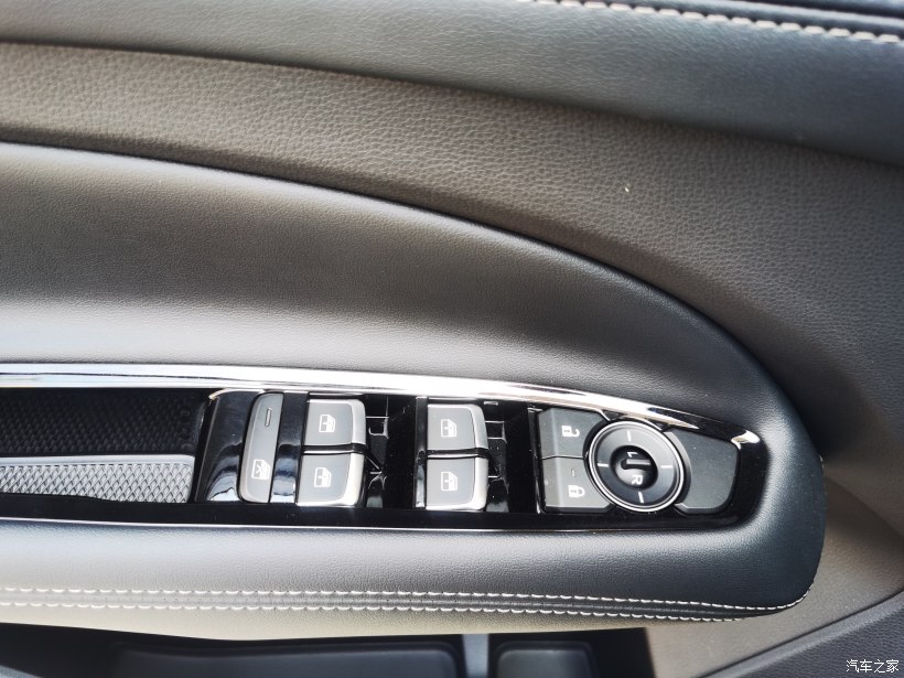 福特领裕黑色5座2021试驾视频,福特领裕suv评测0-100加速