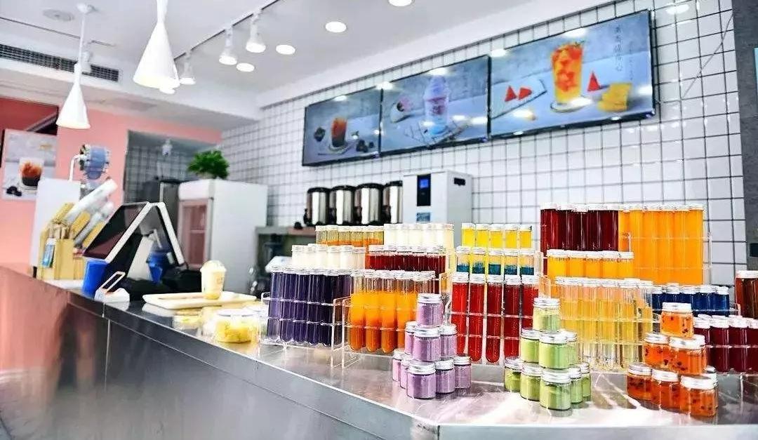 网红奶茶店怎么盈利,现在加盟品牌奶茶店赚钱吗