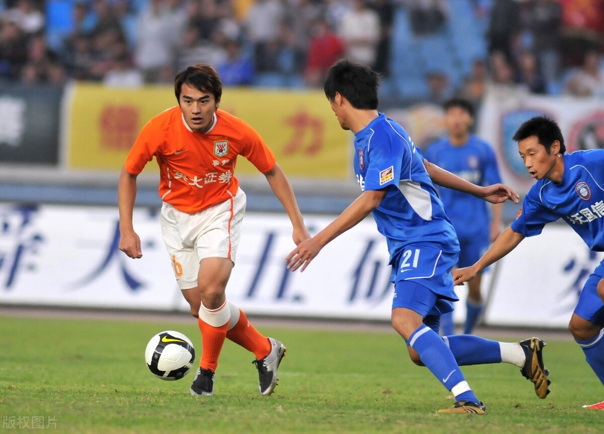 山东鲁能泰山主帅是谁,中冠联赛山东球队