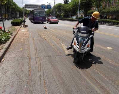 摩托车的abs到底好不好用,摩托车的abs有什么作用和功能