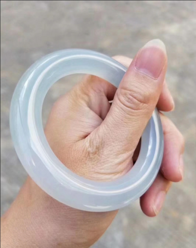 翡翠为什么贵,翡翠为什么这么贵