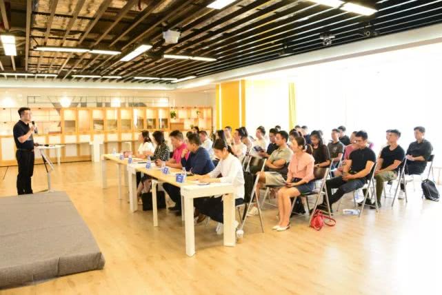 体育+科技|物联网智能终端在体育产业的应用探讨