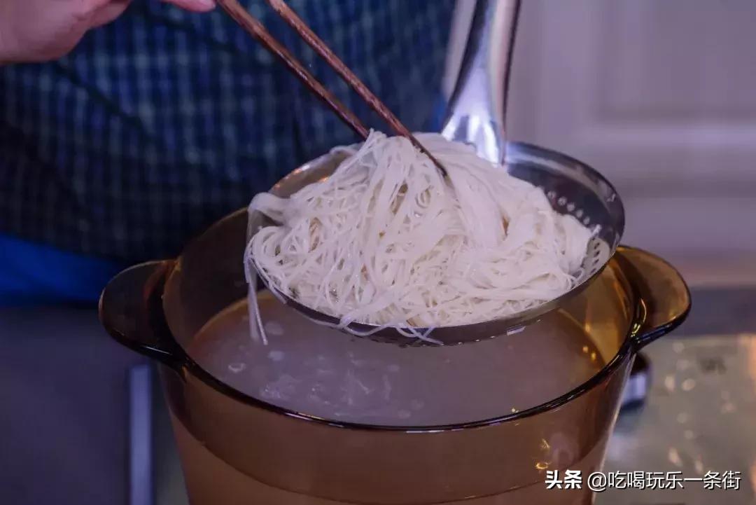 q弹爽滑真的很香很好吃,妈妈手工面