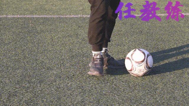 足球运球绕杆教学及训练方法,足球绕杆中考标准动作视频示范