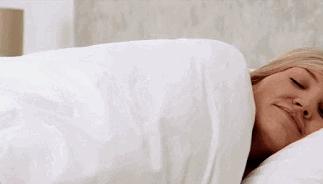 酒店床品为什么都是白色,民宿酒店床品用白色的吗