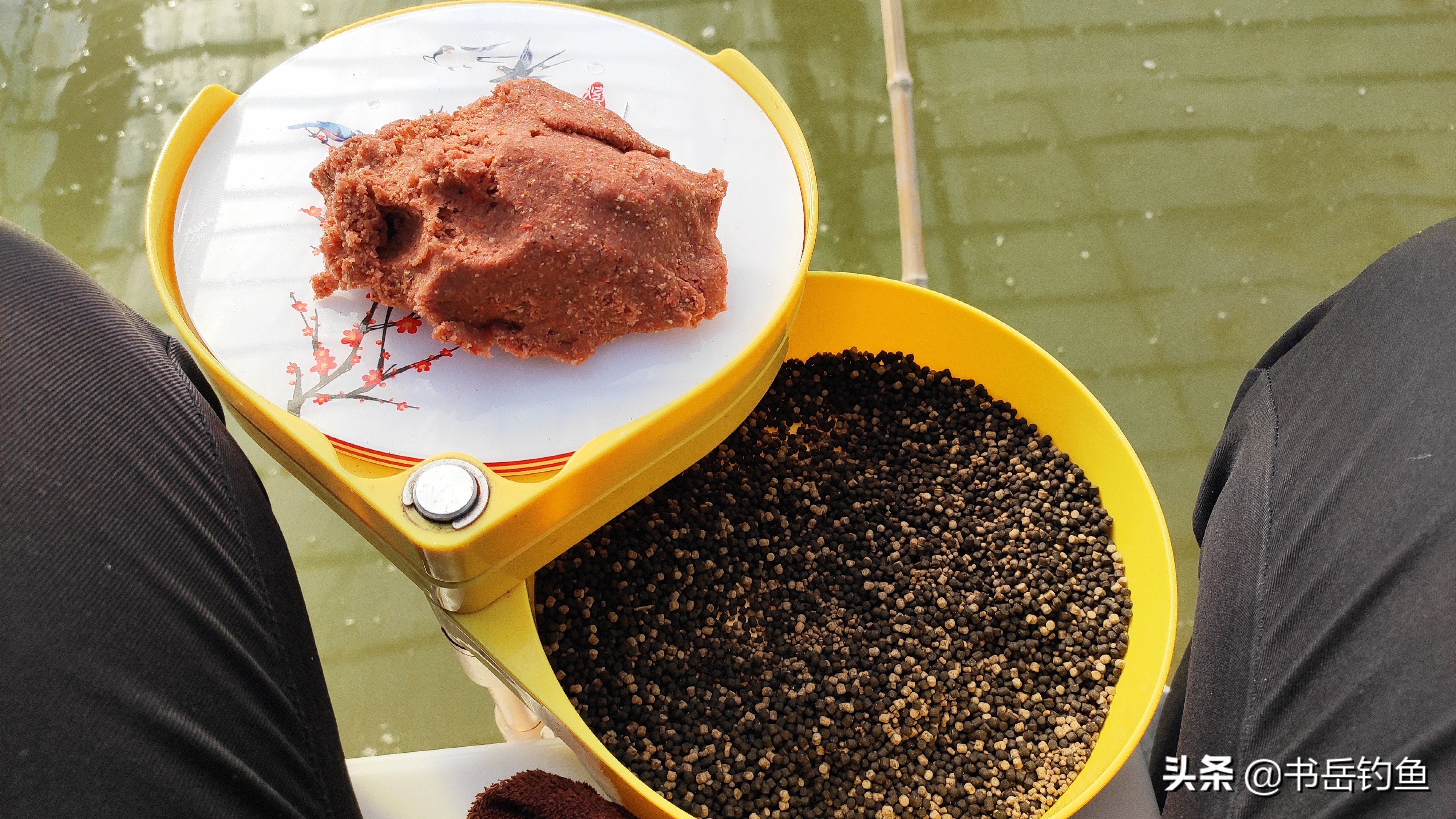 钓鱼颗粒的正确挂法图,钓鱼的颗粒饵
