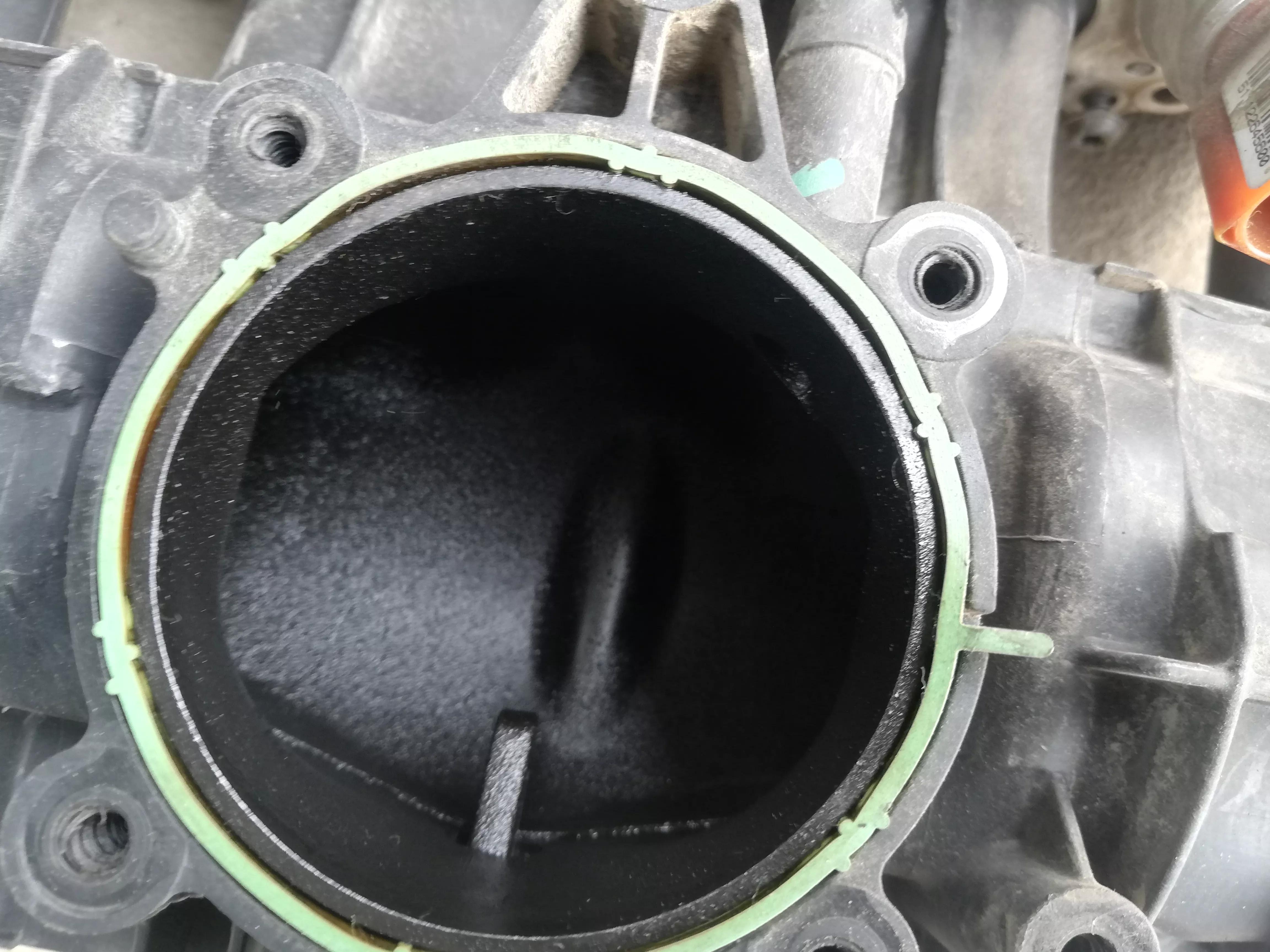 加油站有清除积碳的燃油宝卖吗,加油站推荐的清洁燃油宝有用吗