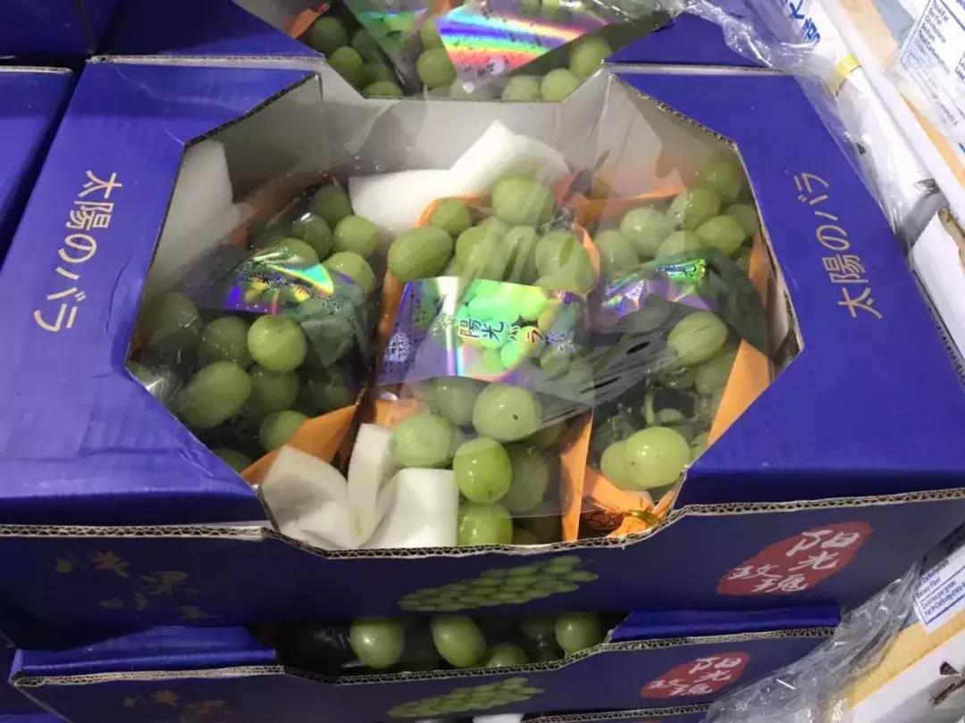 进口水果贵的原因在哪里,进口水果有哪些猫腻