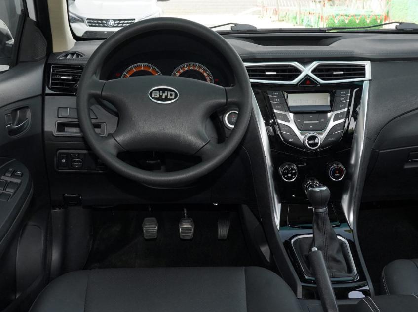 15万公里的比亚迪f3能卖多少钱,比亚迪f3新车全款多少钱二手