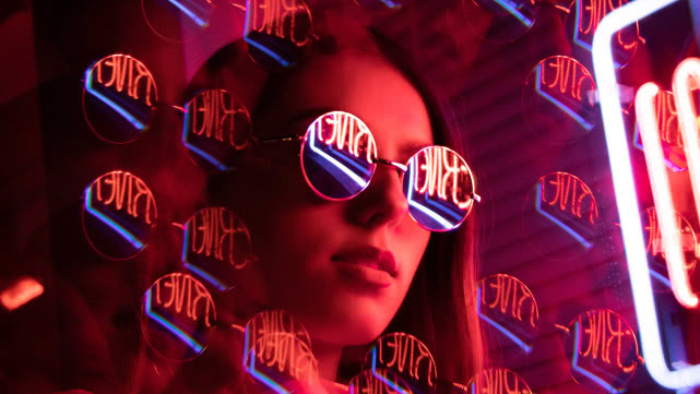 黑科技微信视频通话,黑科技视频聊天可以靠表情聊天吗