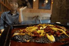 都说广东人敢吃,徽菜你吃过吗?南宋他们就把果子狸做成名菜