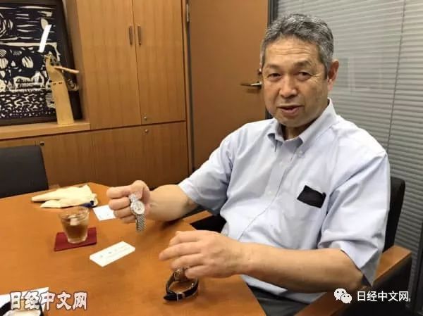 安倍手表,安倍晋三河野太郎