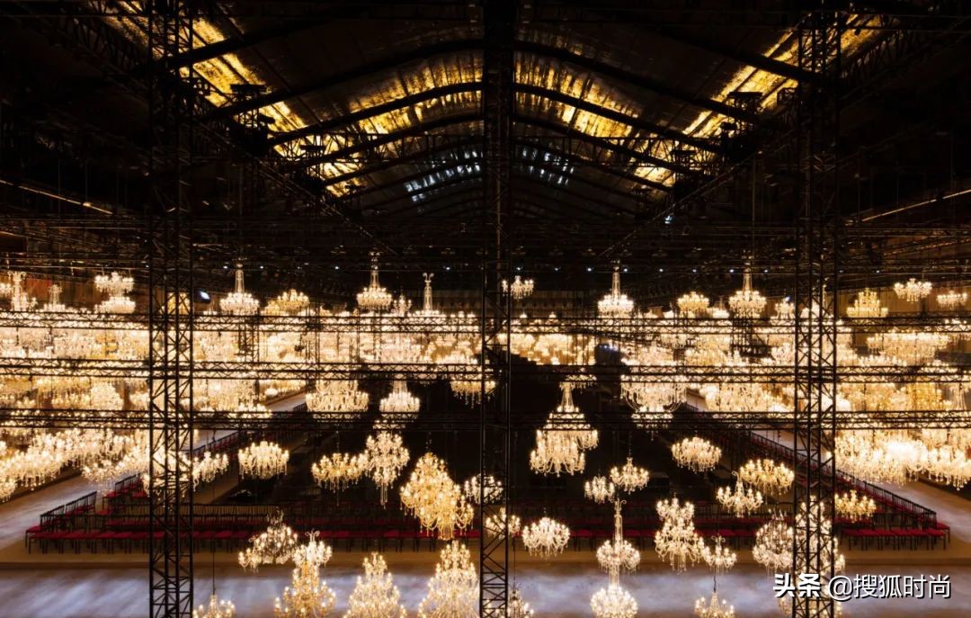 这场震动半个演艺圈的“舞会”，让我们看到LV有多么重视中国