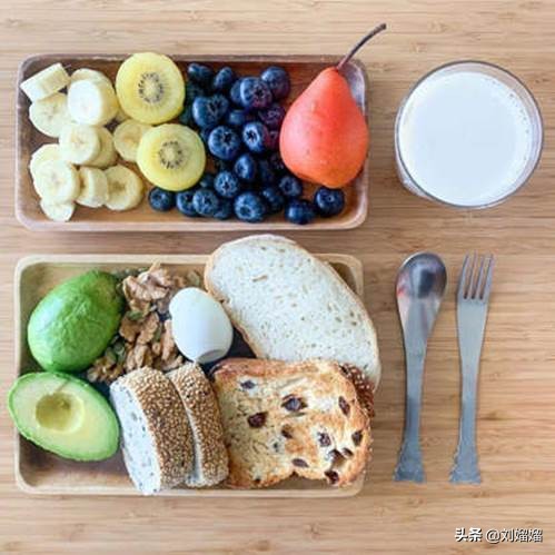 怀孕营养师推荐每日食谱表,星妈双胎日记营养师